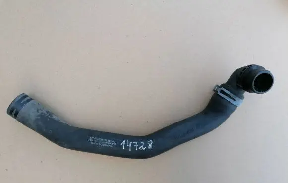 Skoda Octavia Mk3 (5E) Engine coolant pipe/hose 5Q0122101GG R155118