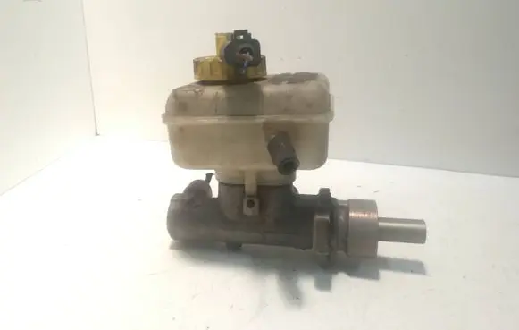 Skoda Octavia Mk1 (1U) Master brake cylinder