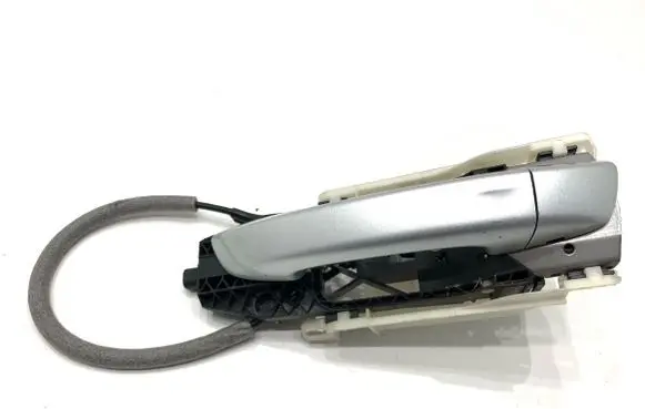 Volkswagen Touareg II Front door exterior handle 