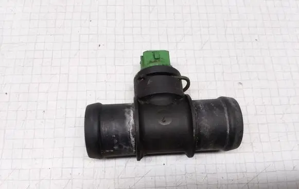 Volkswagen Transporter - Caravelle T4 Engine coolant pipe/hose