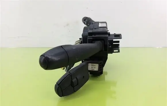 Peugeot 307 Indicator stalk COM2000