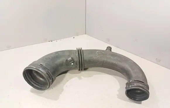 Opel Vivaro Intercooler hose/pipe 8200082448