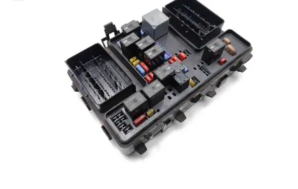 Ford Mondeo MK V Fuse module FG9T-14A067-EB