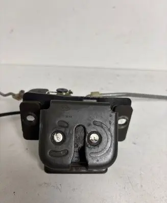 KIA Sorento Tailgate/trunk/boot lock/catch/latch 