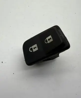 Volvo V50 Central locking switch button 0665832