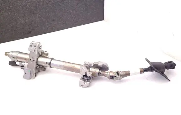Steering wheel axle set