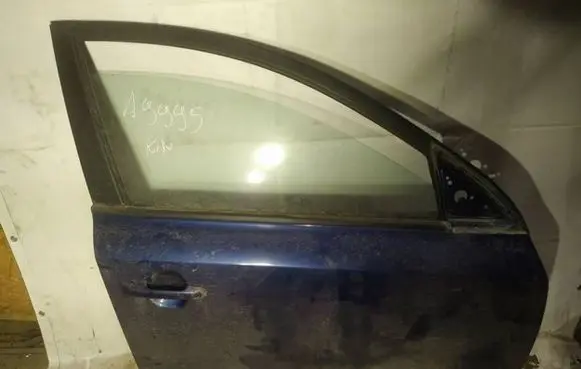 KIA Ceed Front door melynos