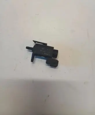 Volvo XC90 Turbo solenoid valve 30611668