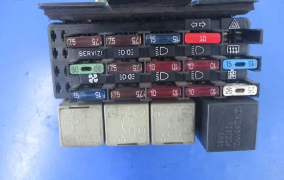 Fiat 500 Cinquecento Fuse box set