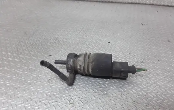 Audi A2 Windscreen/windshield washer pump