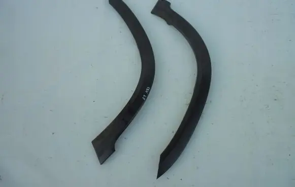 Honda CR-V Front arch trim 