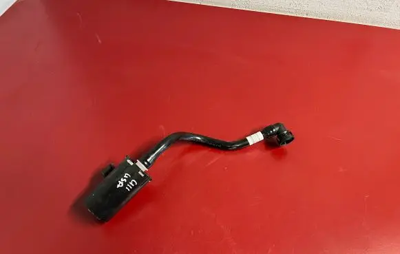BMW X1 U11 Active carbon filter fuel vapour canister 8742485