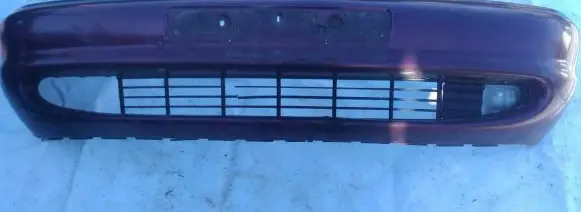 Ford Galaxy Front bumper raudona