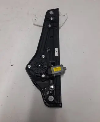 Hyundai Veloster Rear door window regulator with motor 824022V000