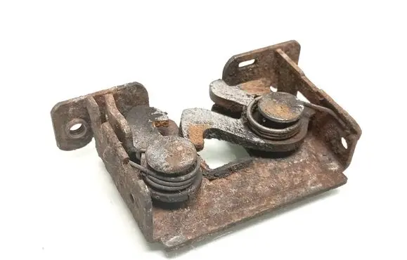 Engine bonnet/hood lock/catch