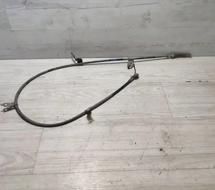 Suzuki Vitara (LY) Handbrake/parking brake wiring cable 