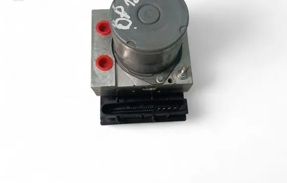 Toyota Avensis T270 ABS control unit/module 4405005131