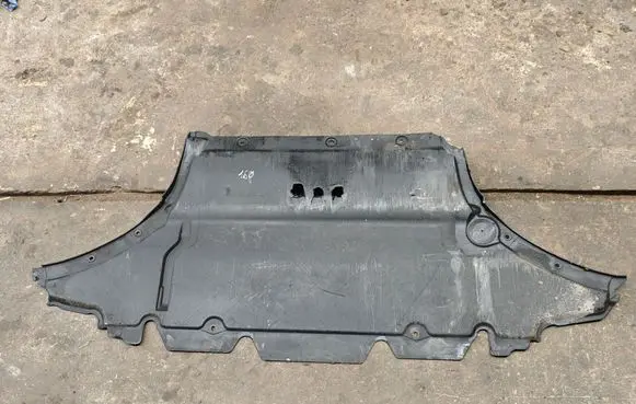 Audi A5 8T 8F Engine splash shield/under tray 000