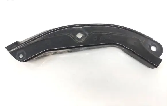 Skoda Fabia Mk3 (NJ) Headlight/headlamp mounting bracket 6V0805932