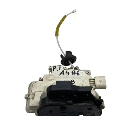 Audi A4 S4 B6 8E 8H Rear door lock 8E0839016AA