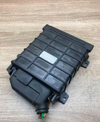 Audi 80 90 B3 Engine control unit/module ECU 811906264C 0280800128 WITHPLUG