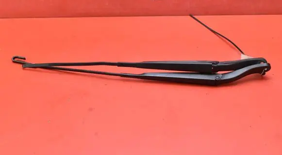 Opel Movano B Front wiper blade arm