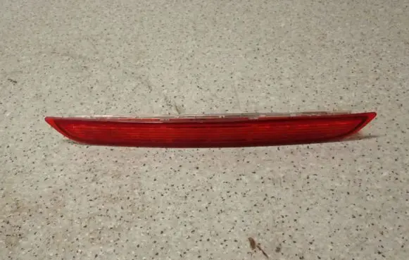 Mazda 2 Third/center stoplight