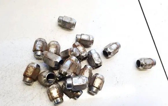 SsangYong Kyron Nuts/bolts 