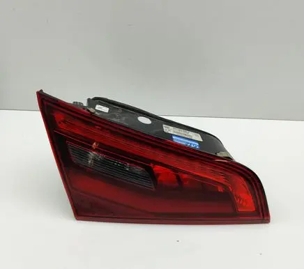 Audi A3 S3 8V Tailgate rear/tail lights 8V4945093A 81110102