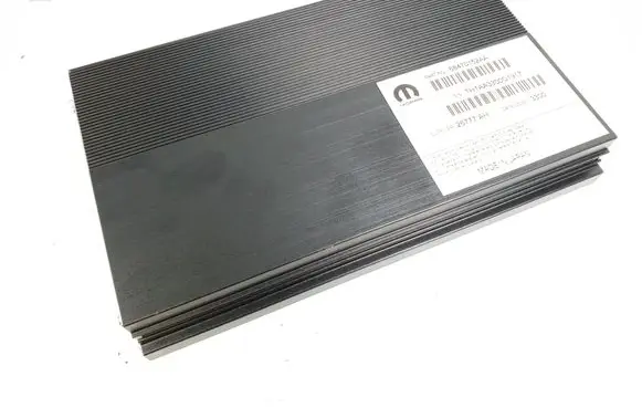 Dodge Durango III Sound amplifier 68470152AA
