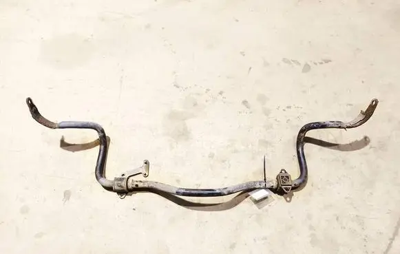 Toyota Avensis T250 Front anti-roll bar/sway bar