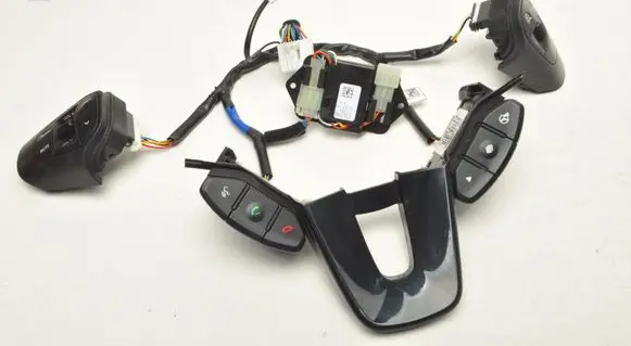 KIA Carens III Steering wheel buttons/switches 56100A4830
