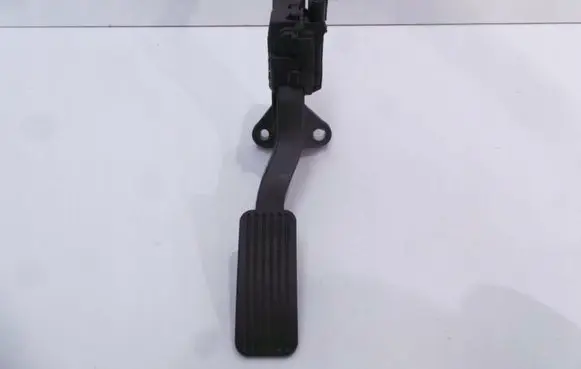 KIA Niro Accelerator throttle pedal 32700G2120
