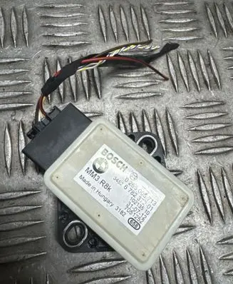 BMW X1 E84 ESP acceleration yaw rate sensor 6782372 0265005713 7051252