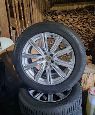 Audi Q8 R20 alloy rim 4M8601025T