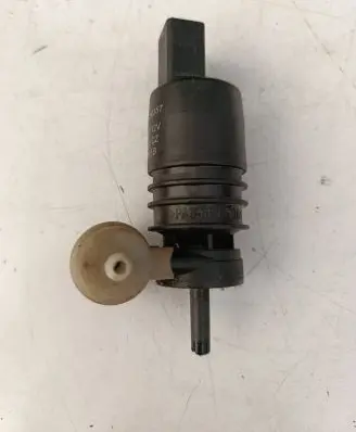 Opel Insignia A Windscreen/windshield washer pump 13250357 3240117