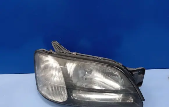 Subaru Legacy Headlight/headlamp 10020656