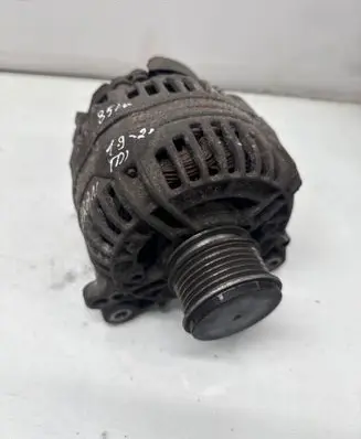 Volkswagen Sharan Generator/alternator 028903028E 615010292 29702