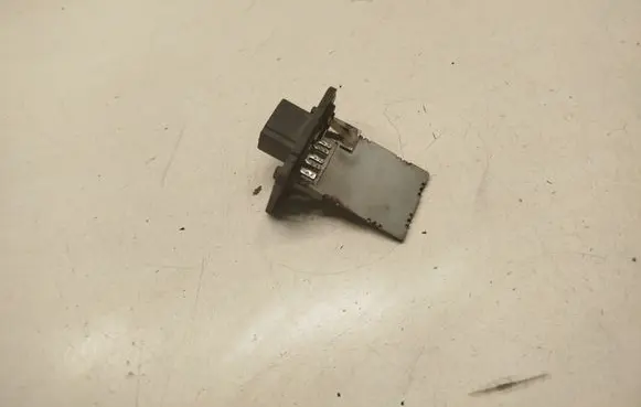 Hyundai H-1, Starex, Satellite Heater blower motor/fan resistor