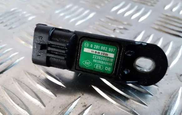 Nissan Juke I F15 Air pressure sensor 0281002997 223650001R