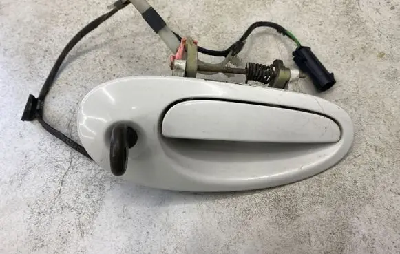 Chrysler Sebring (ST-22 - JR) Front door exterior handle 24737E
