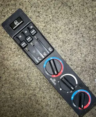 BMW 5 E34 Climate control unit 1391378