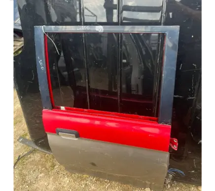 Mitsubishi L200 Rear door