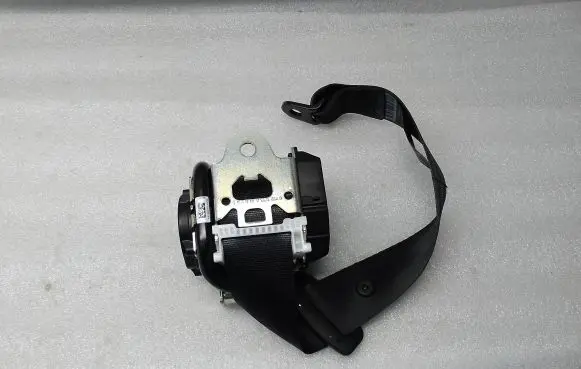 Volvo S90, V90 Rear seatbelt P39836052 1P630962600 1T221800057037