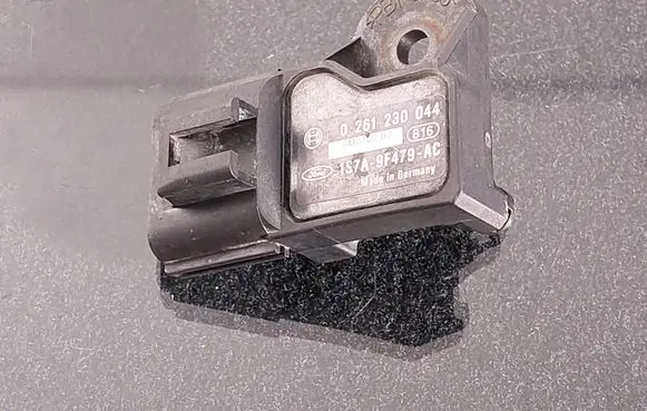 Ford Mondeo MK II Air pressure sensor 1S7A9F479AC
