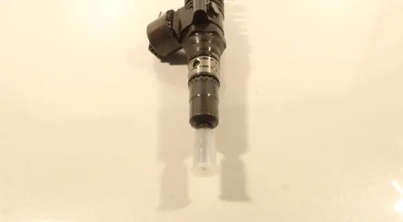 Audi A4 S4 B7 8E 8H Fuel injector 0414720403