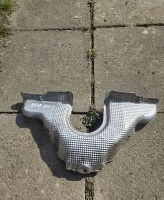 Mercedes-Benz GLS X167 Exhaust heat shield A1676804308