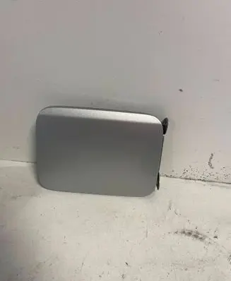 Subaru Legacy Fuel tank cap