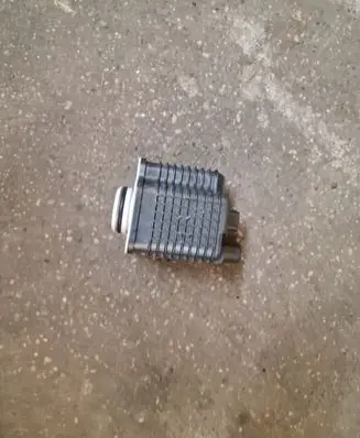 Active carbon filter fuel vapour canister