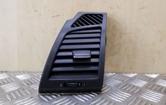 BMW 1 E81 E87 Dashboard side air vent grill/cover trim 705918712